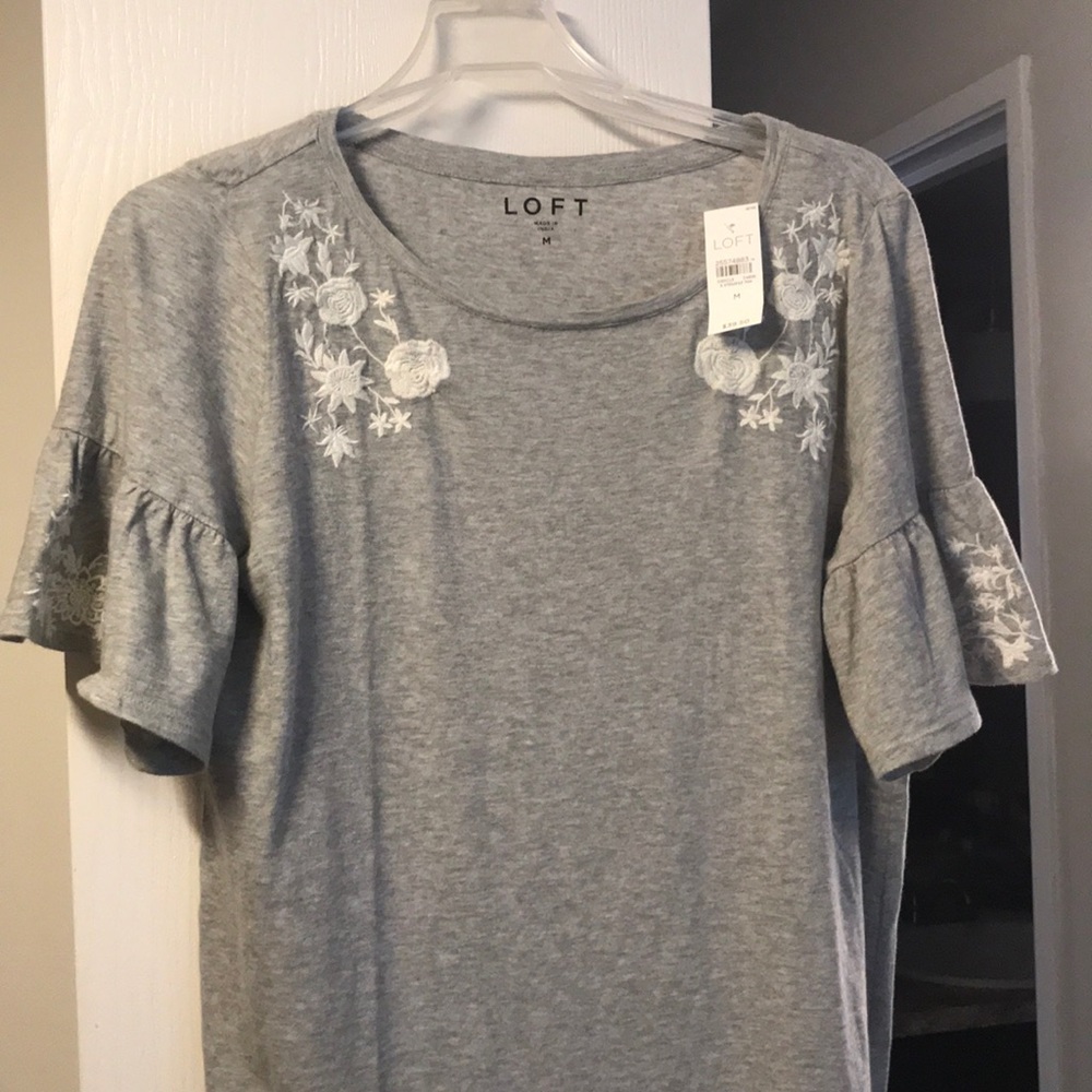 Loft Women’s Grey Embroidered Tee NWOT